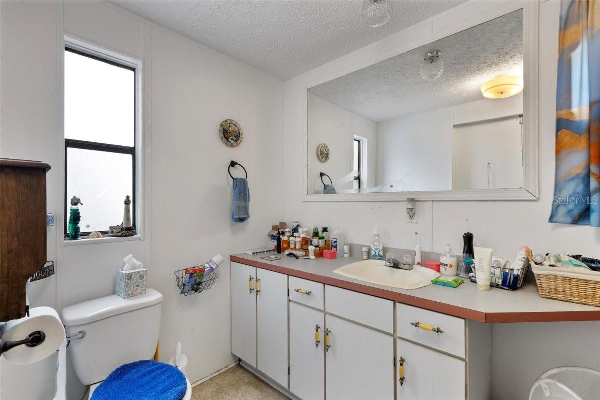 Image 8 of 22 For 901 11th Avenue