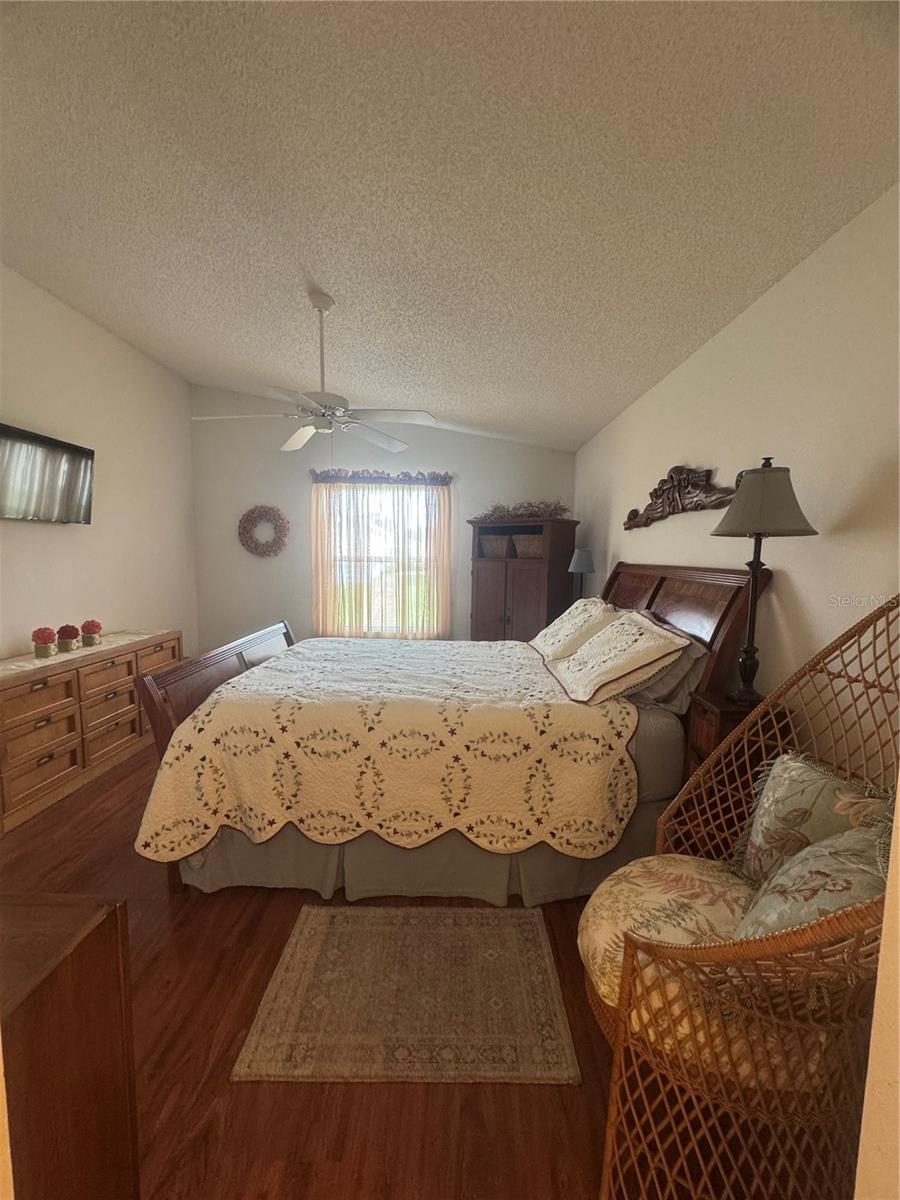 Image 8 of 15 For 16979 81st Charlesfort Avenue