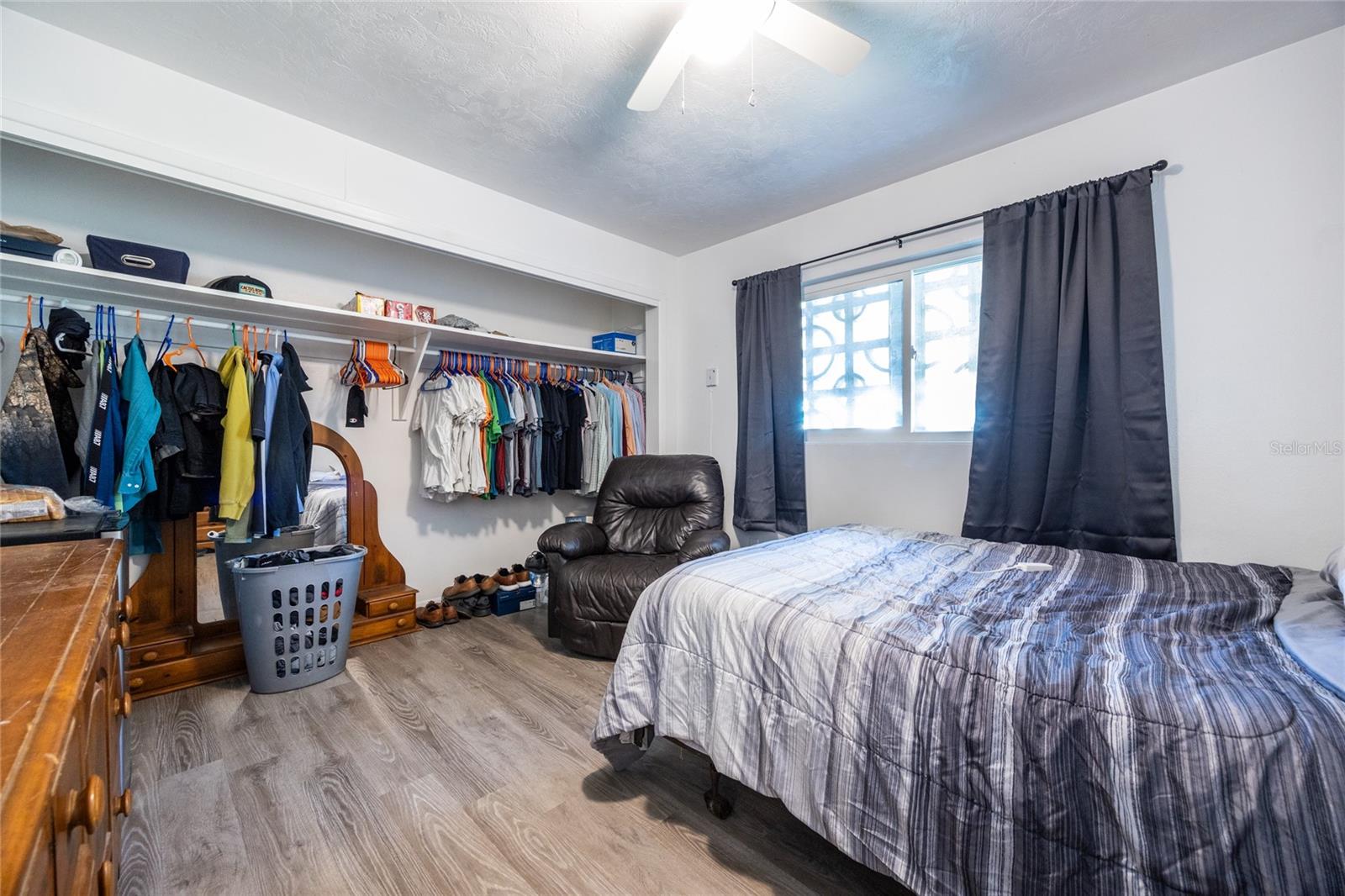 Image 27 of 40 For 749 34th Street