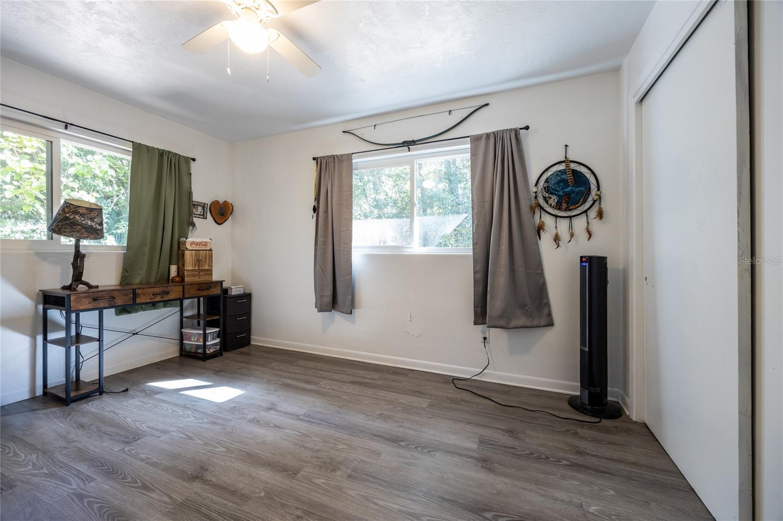 Image 31 of 40 For 749 34th Street