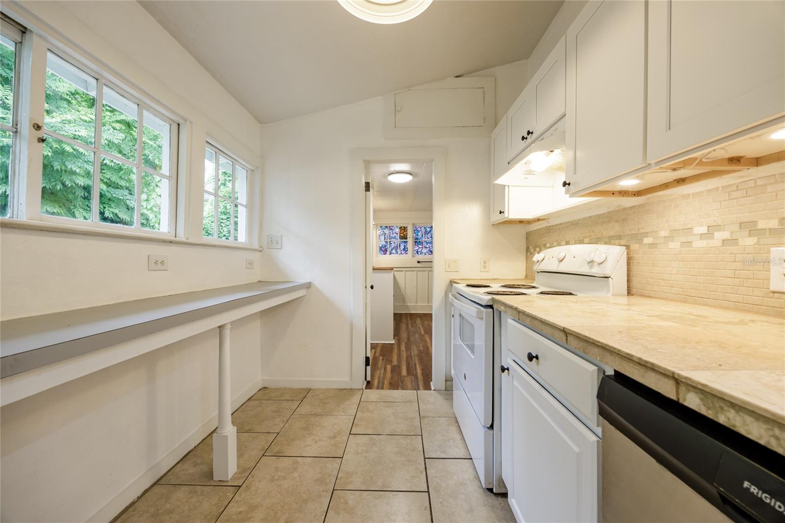Image 32 of 46 For 311 3rd Avenue