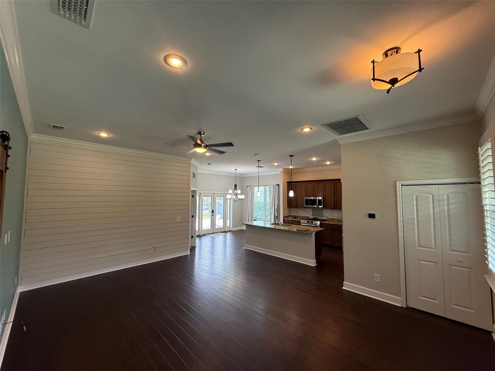 Image 4 of 28 For 11825 24th Lane