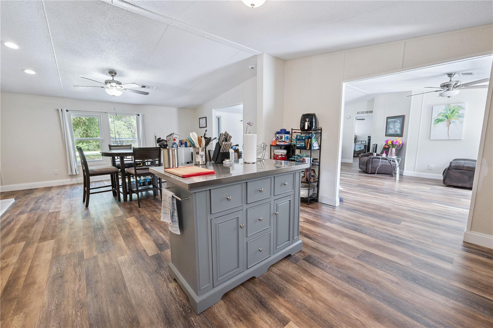 Image 15 of 46 For 7556 Osceola Avenue