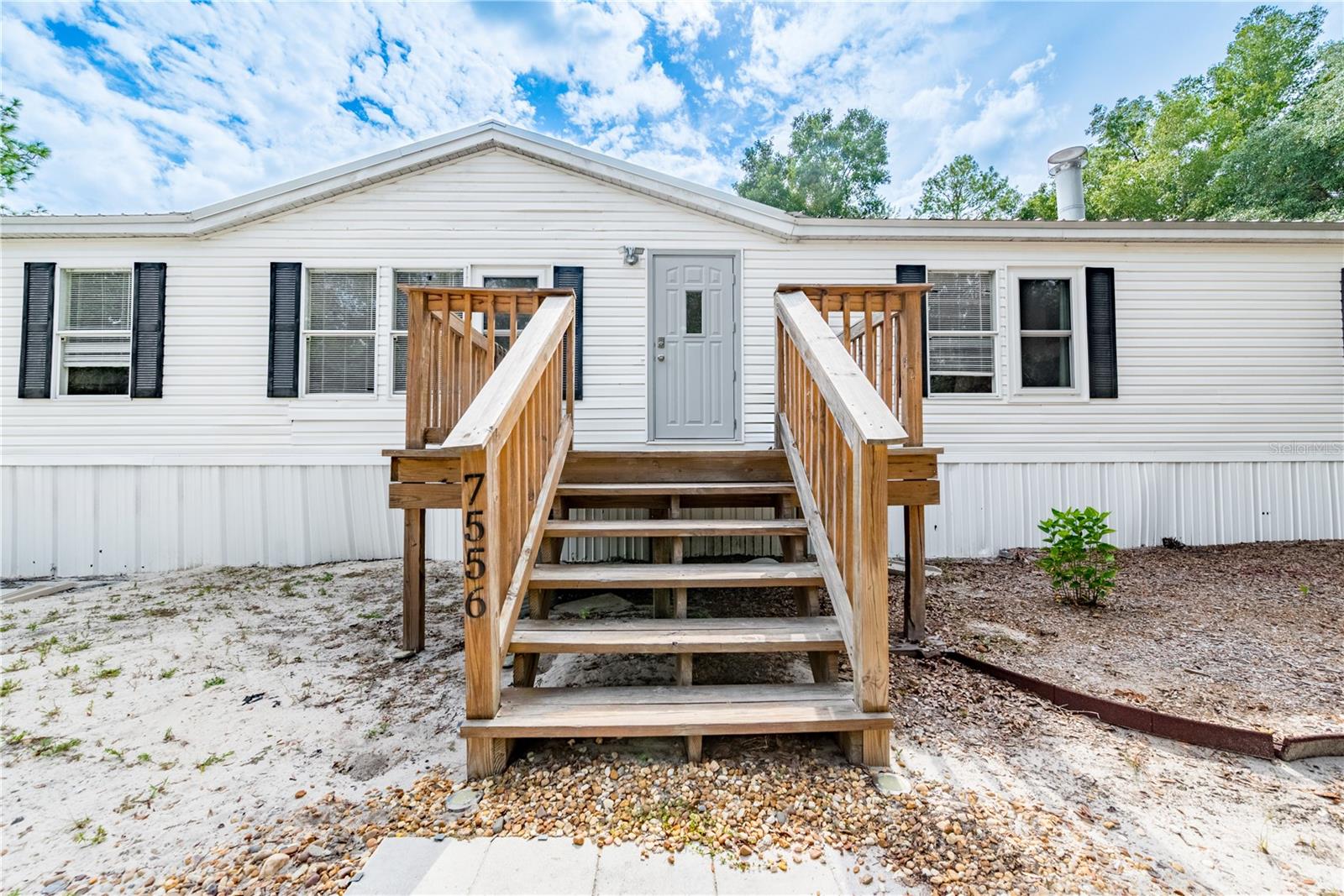 Image 4 of 46 For 7556 Osceola Avenue