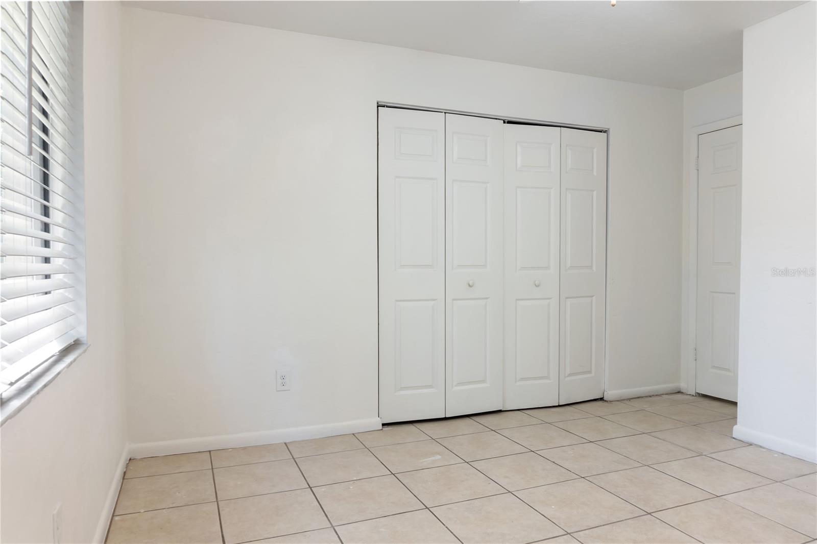 Image 10 of 17 For 1031 61st Street