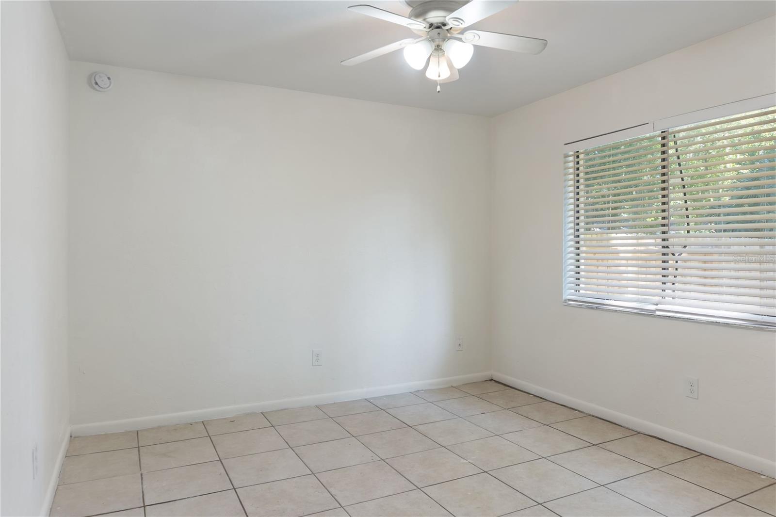 Image 11 of 17 For 1031 61st Street