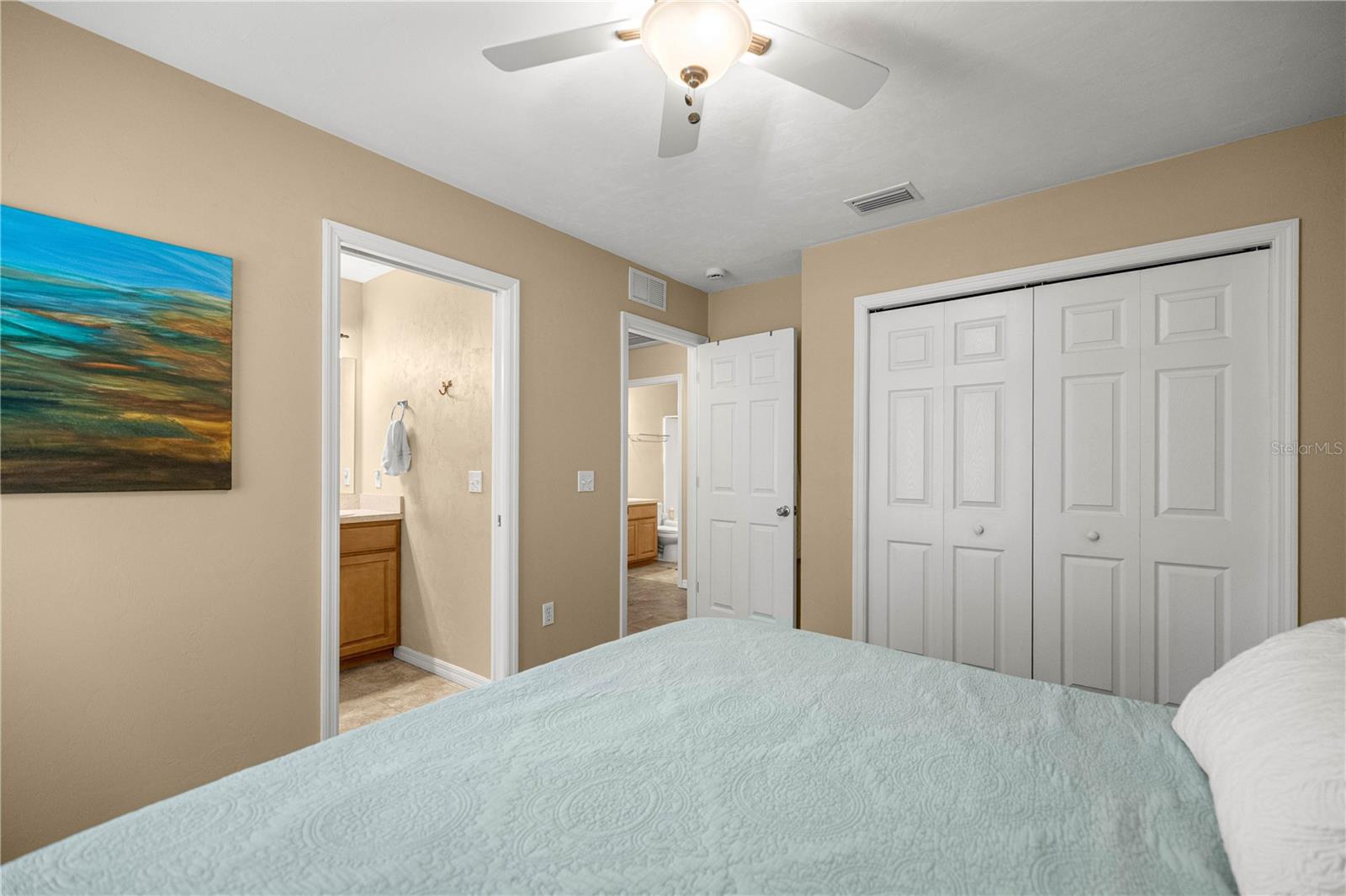 Image 21 of 33 For 694 Quarter Ln