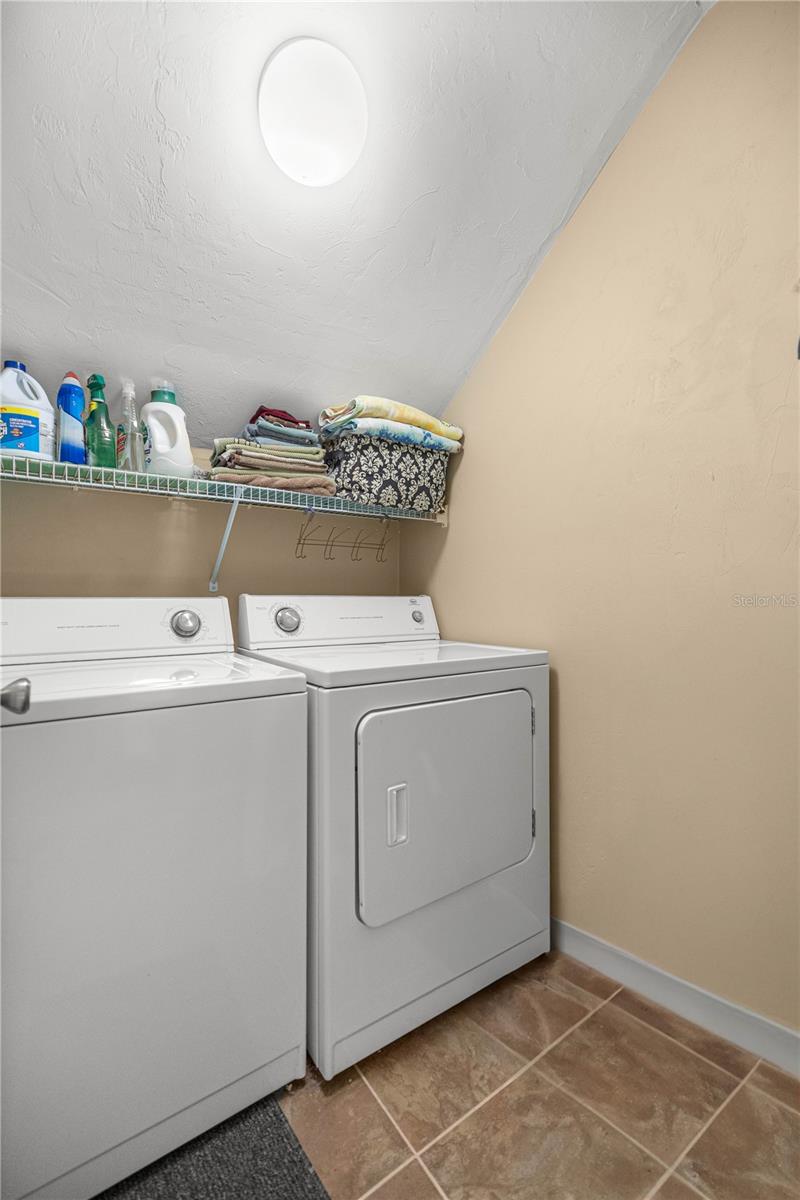 Image 26 of 33 For 694 Quarter Ln