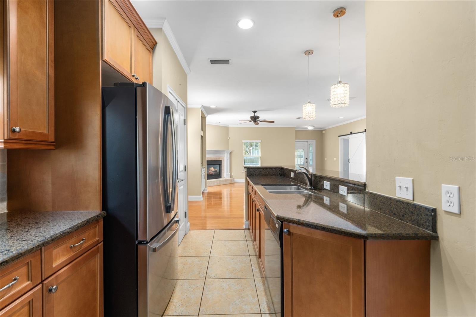 Image 12 of 40 For 12830 3rd Place