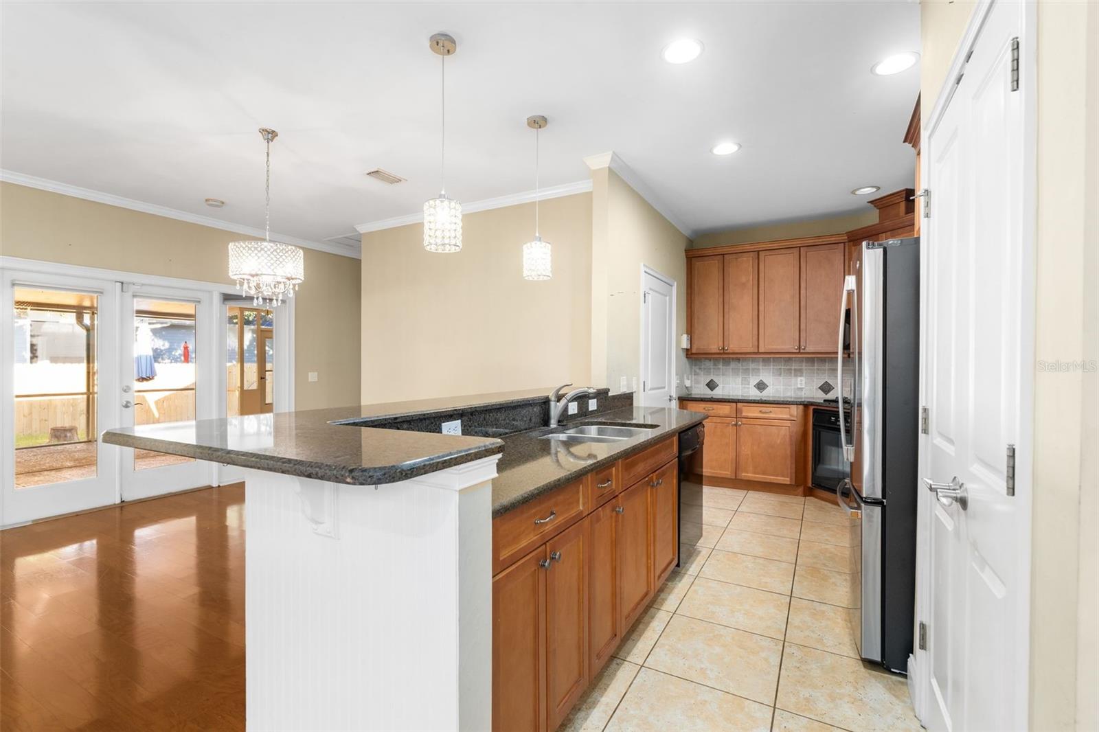 Image 13 of 40 For 12830 3rd Place