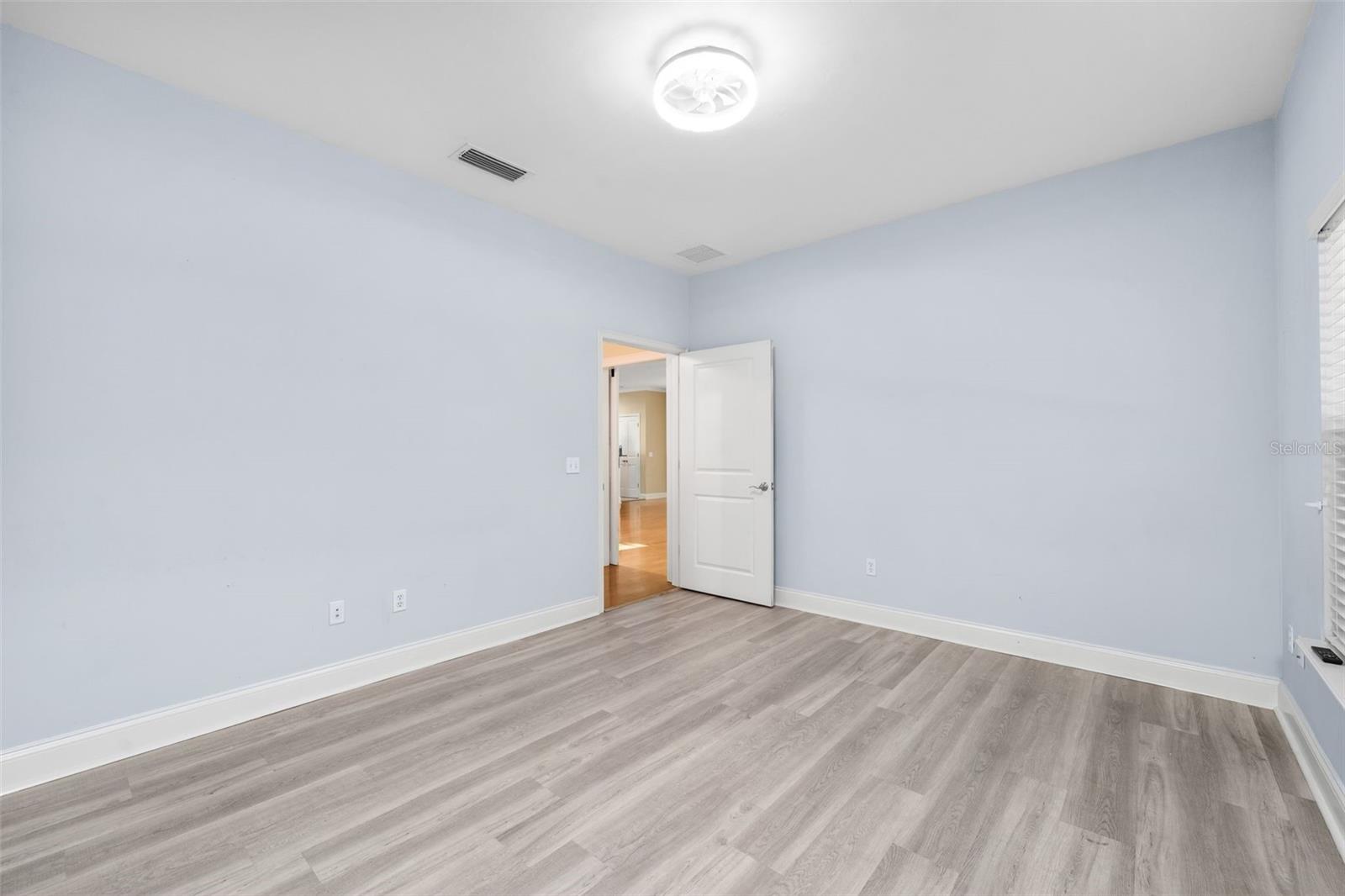 Image 23 of 40 For 12830 3rd Place