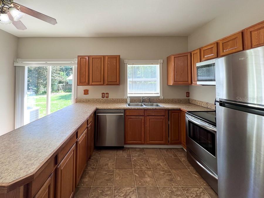Image 18 of 27 For 1818 17th Way