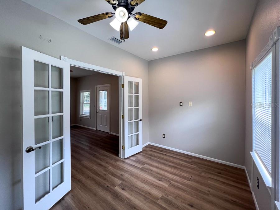 Image 6 of 27 For 1818 17th Way