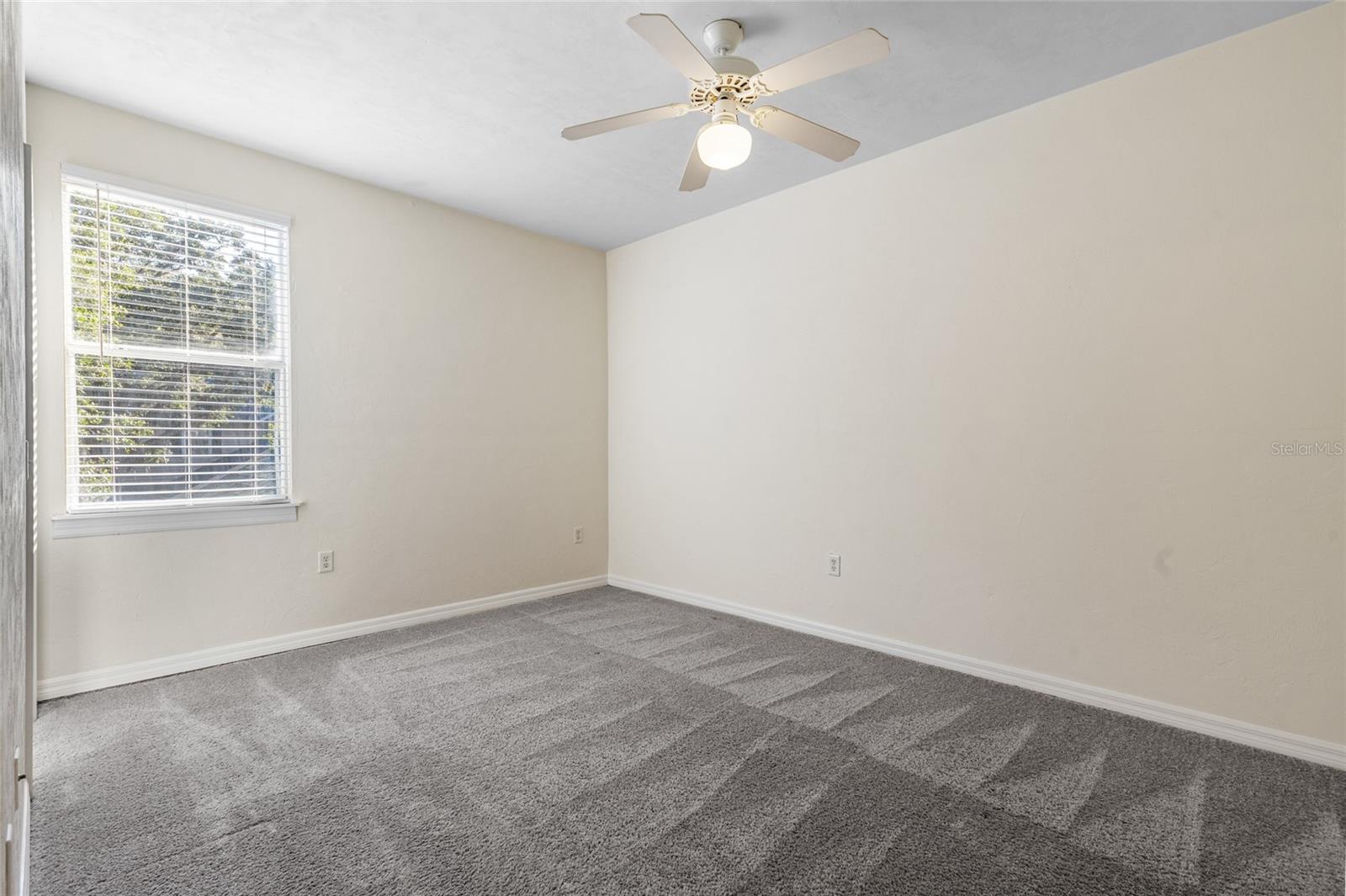 Image 12 of 35 For 13200 Newberry Road 112