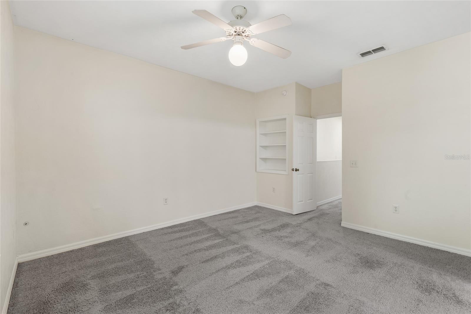 Image 16 of 35 For 13200 Newberry Road 112