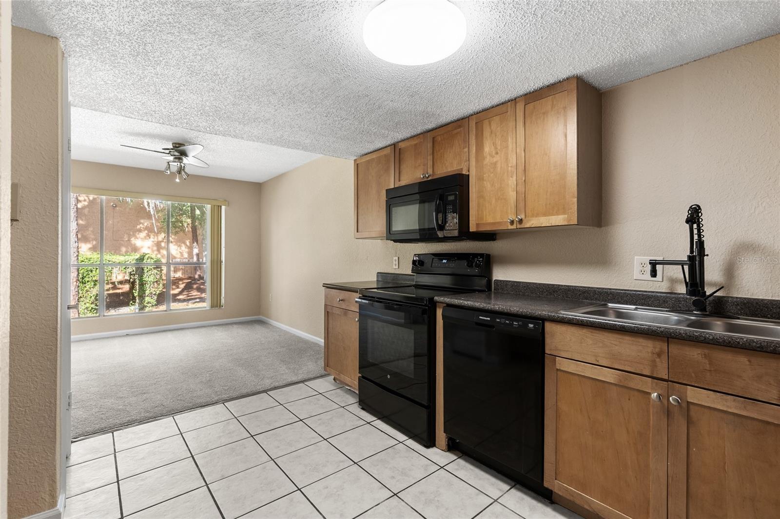 Image 5 of 28 For 1810 23rd Boulevard 183
