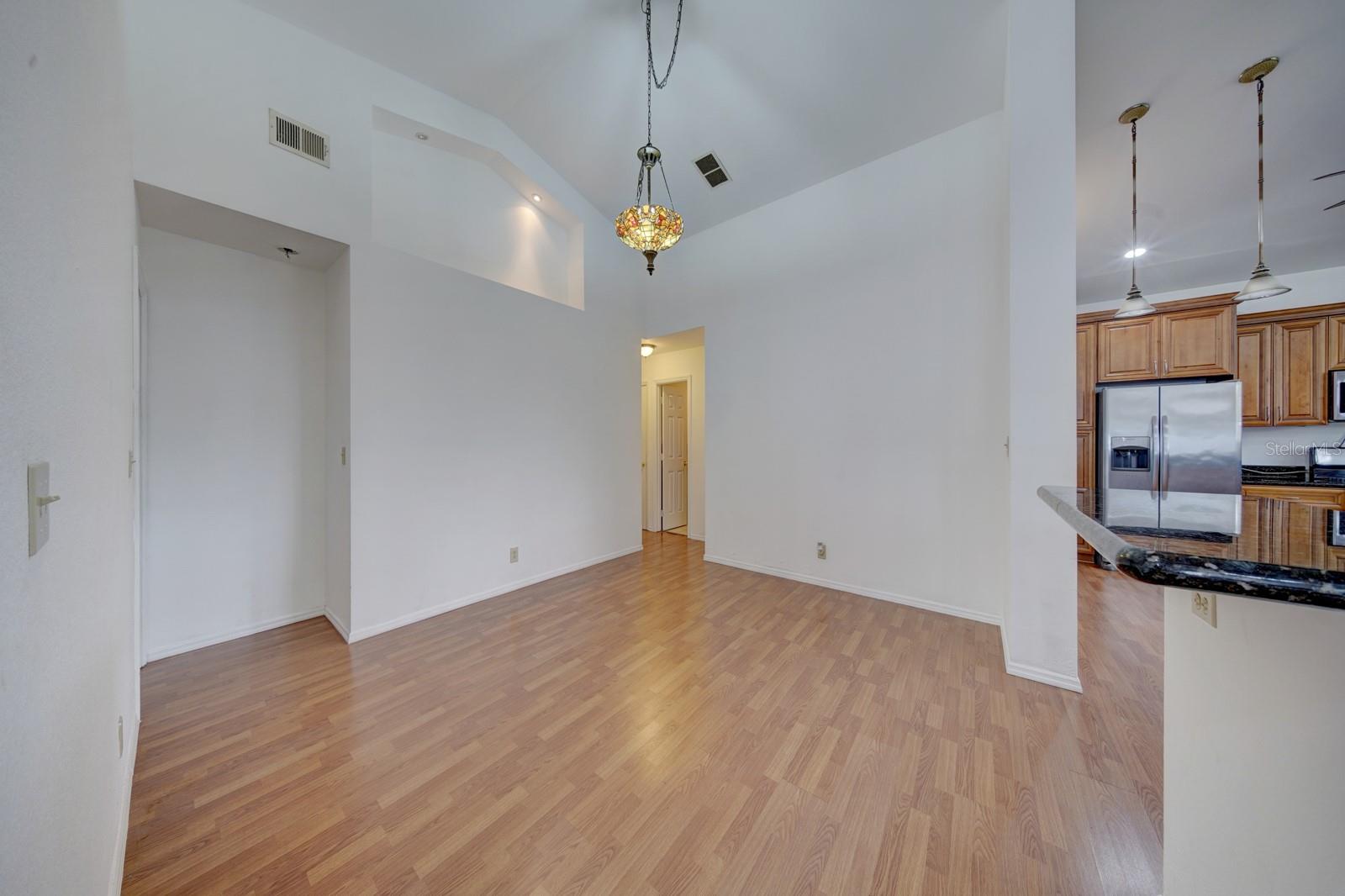 Image 13 of 40 For 4361 13th Terrace