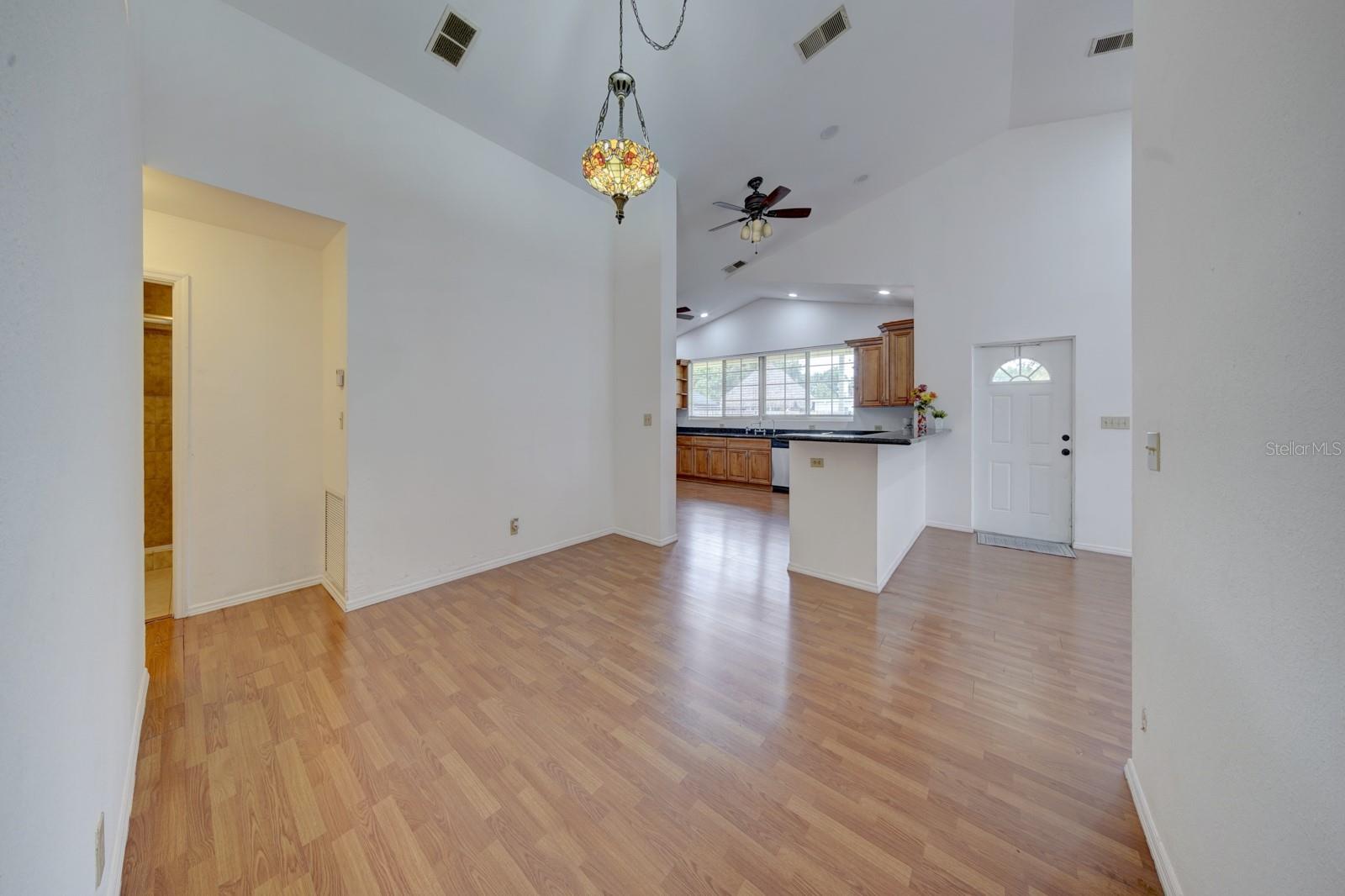 Image 19 of 40 For 4361 13th Terrace