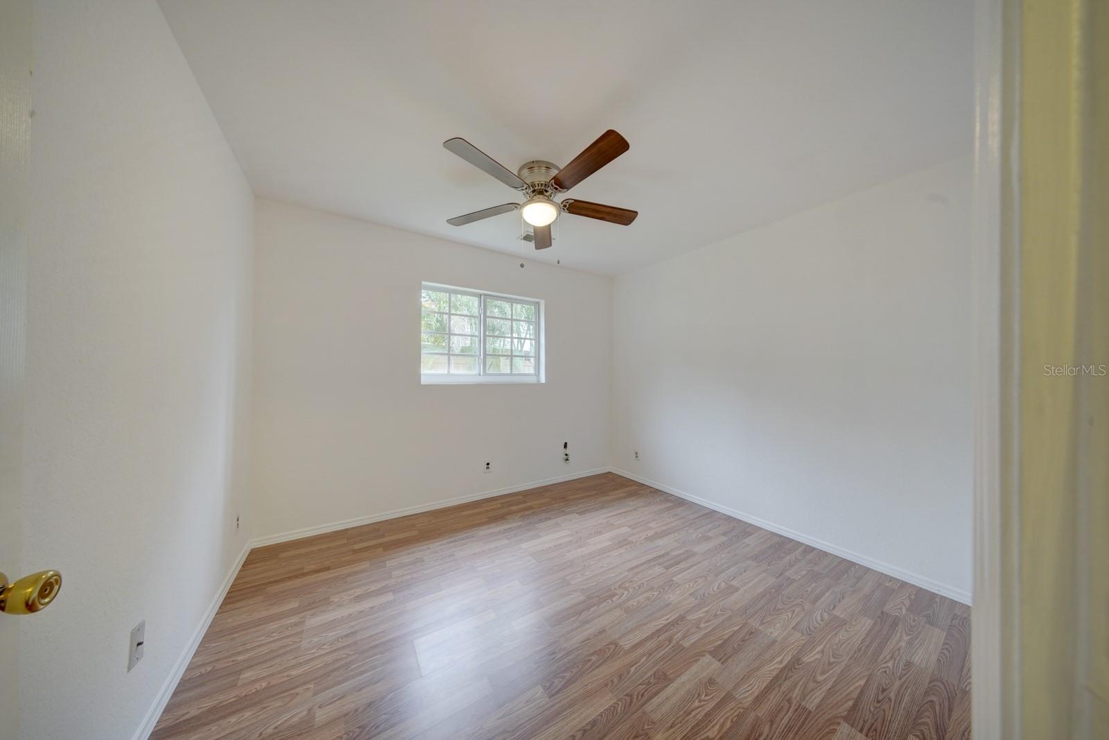 Image 27 of 40 For 4361 13th Terrace