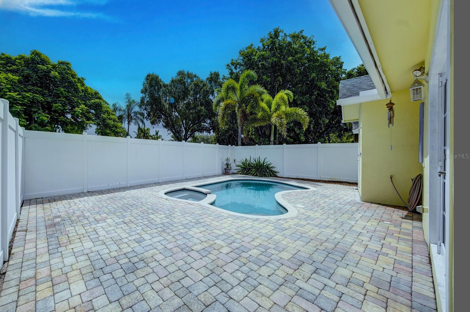 Image 7 of 40 For 4361 13th Terrace