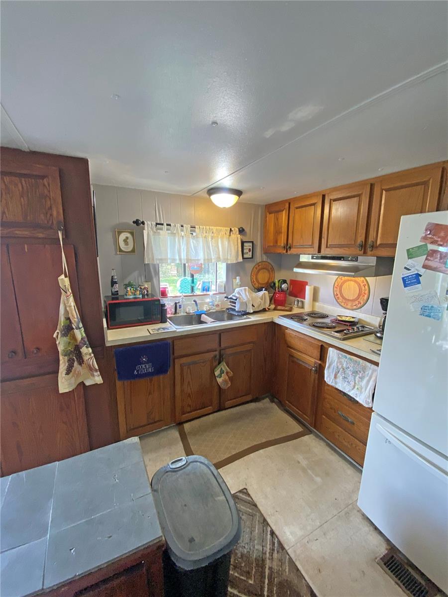 Image 12 of 30 For 148 Swan Lake Drive