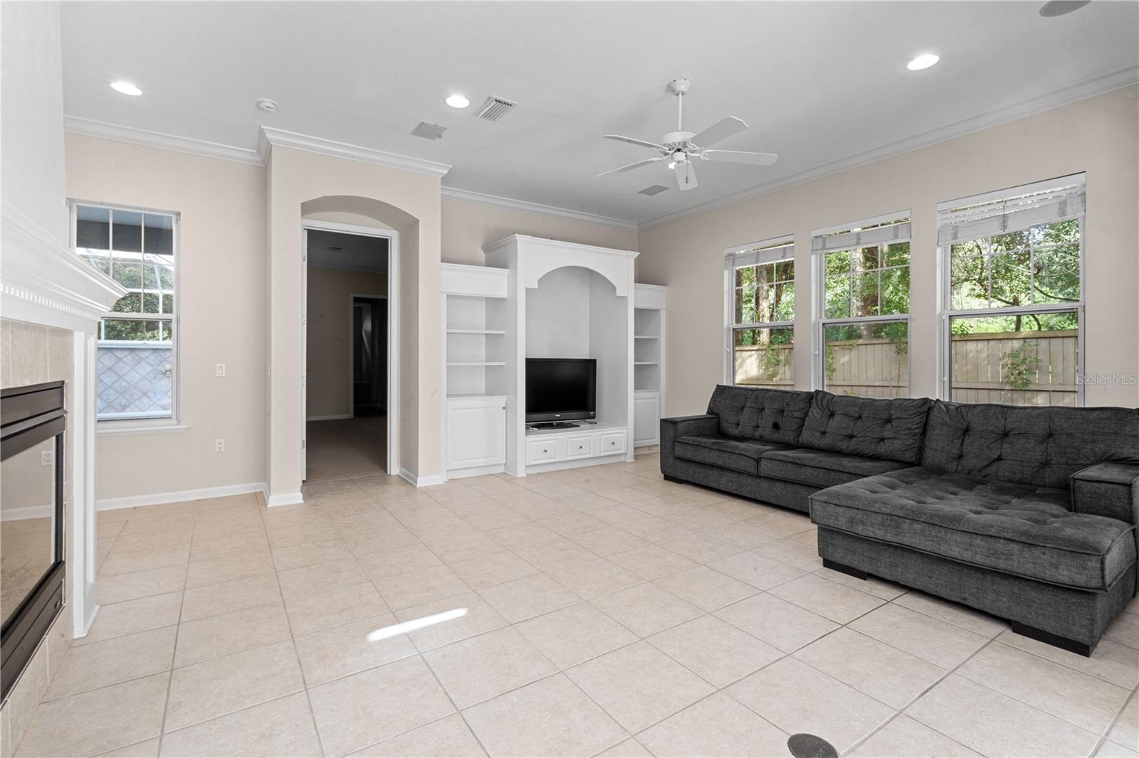 Image 7 of 37 For 3819 91st Drive