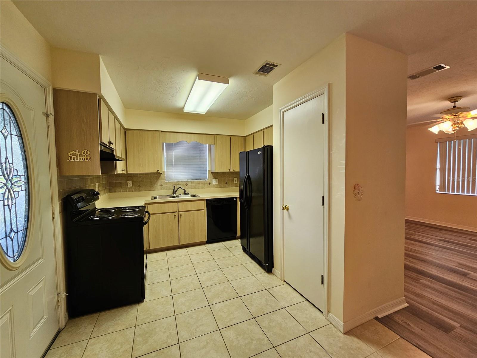 Image 6 of 26 For 8810 37th Circle
