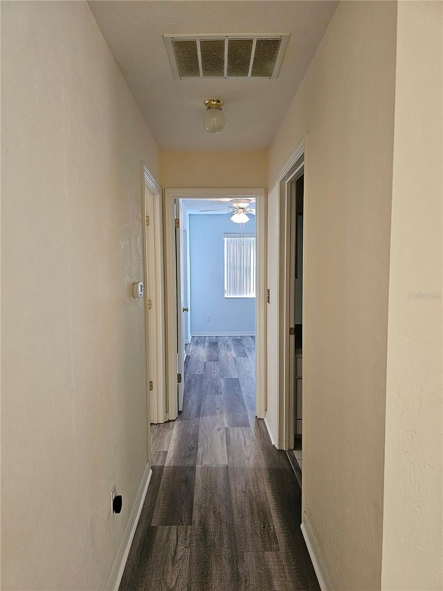 Image 9 of 26 For 8810 37th Circle