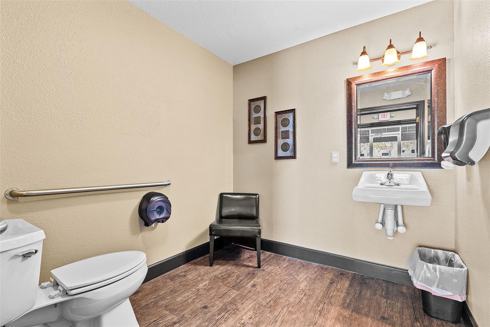 Image 16 of 26 For 1411 23rd Avenue