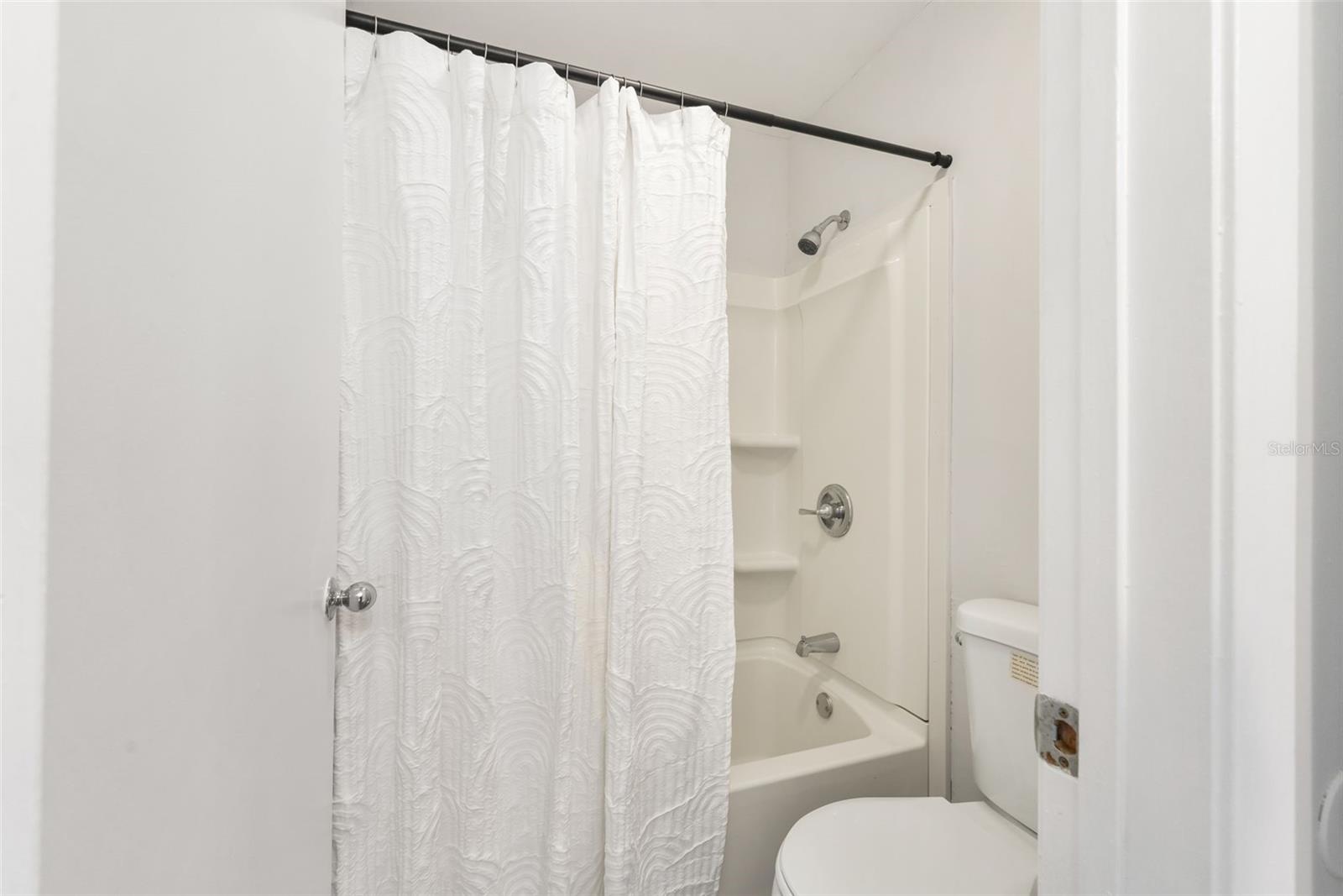 Image 20 of 28 For 2601 Archer Road L-246