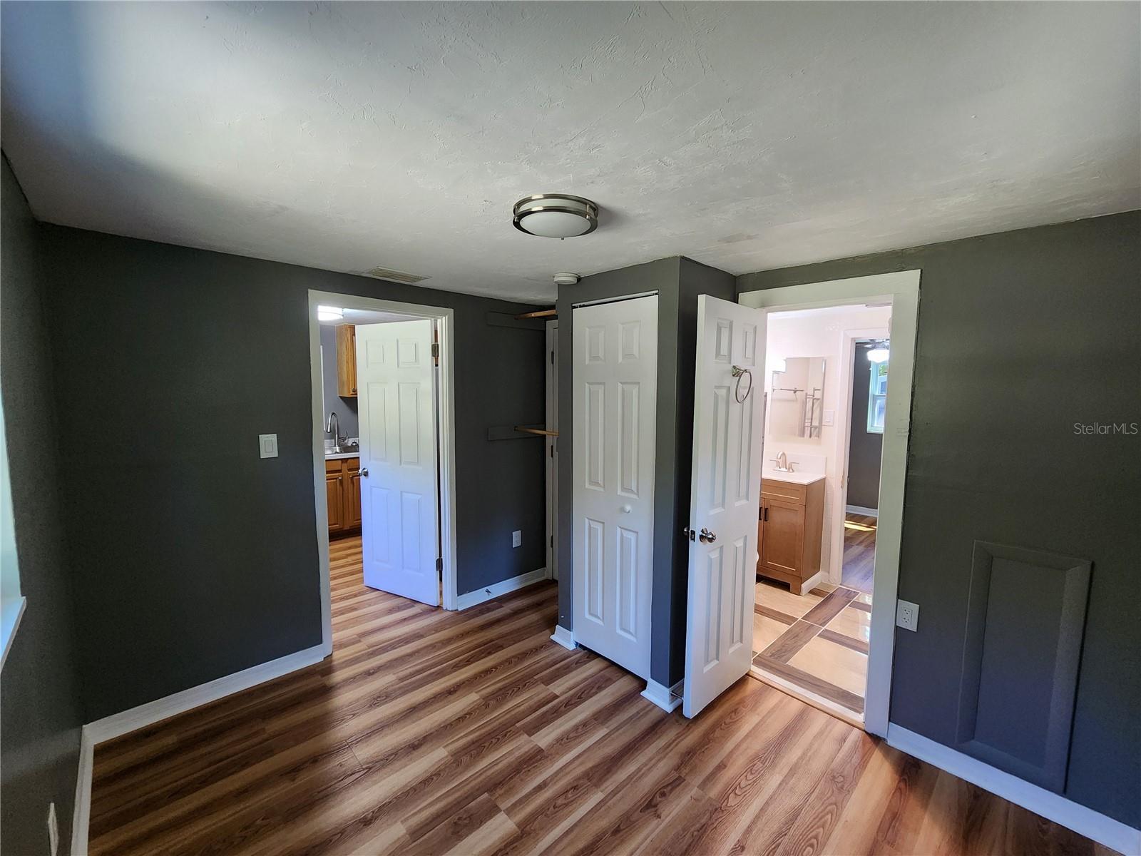 Image 41 of 62 For 106 6th Street