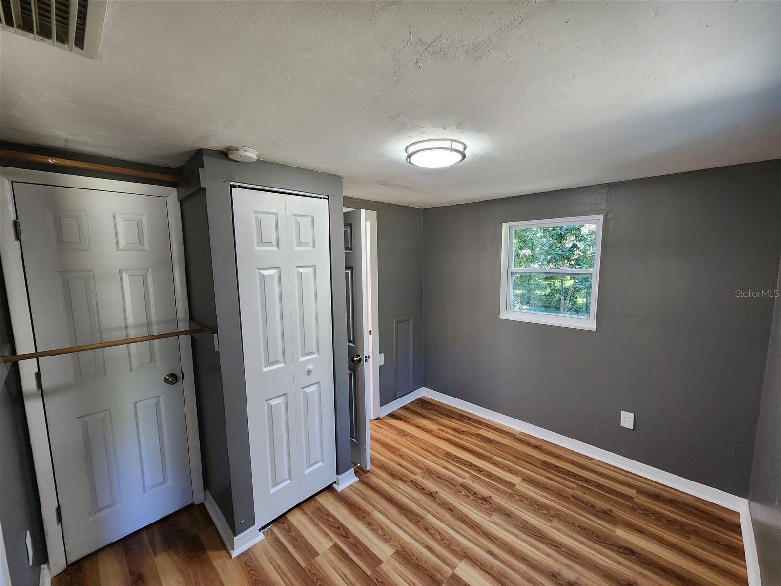 Image 43 of 62 For 106 6th Street