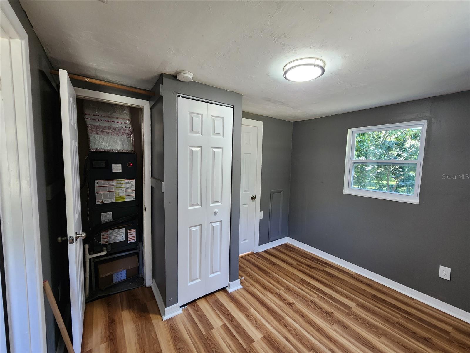 Image 48 of 62 For 106 6th Street