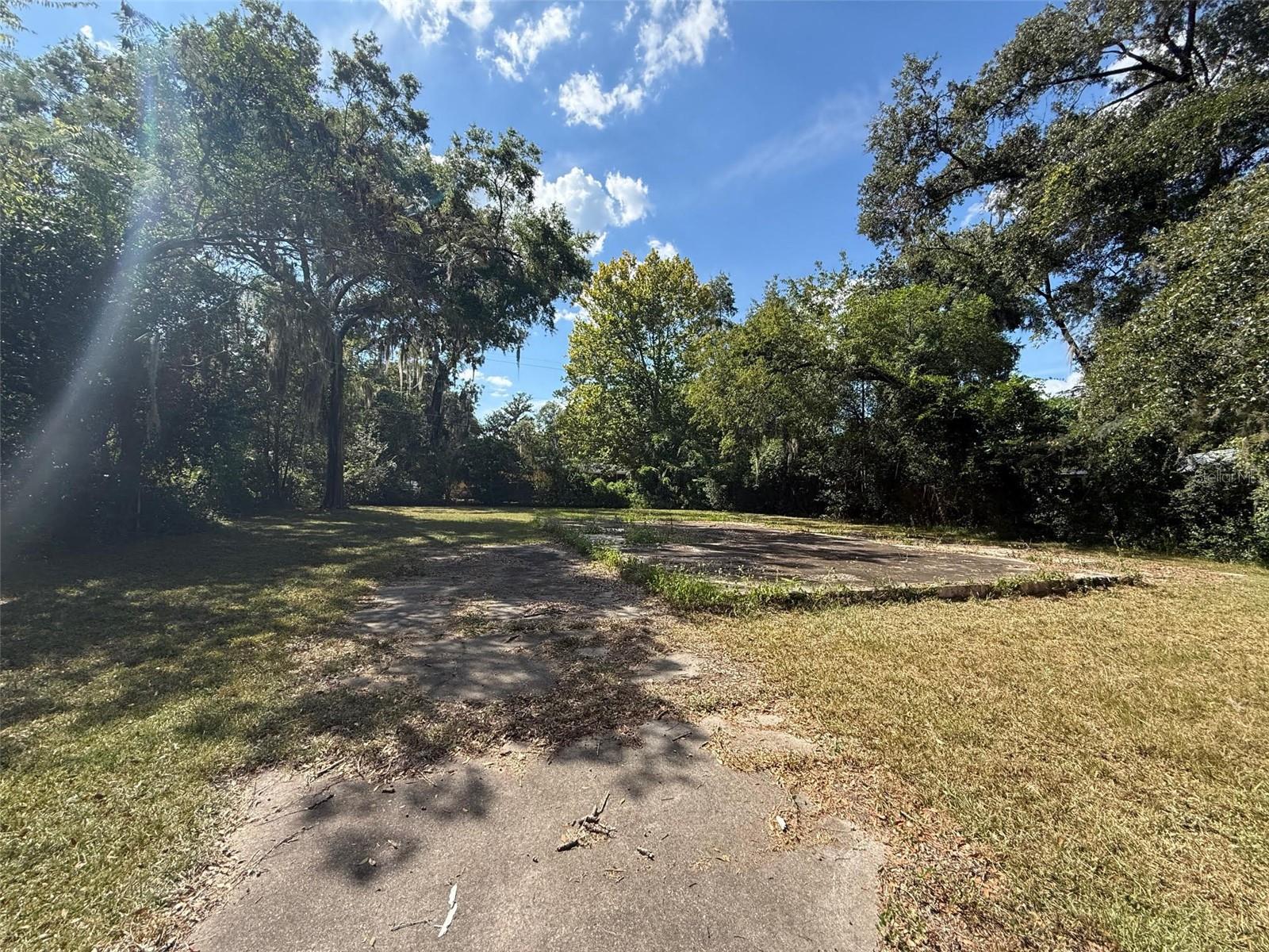 Image 4 of 6 For 1904 36th Terrace