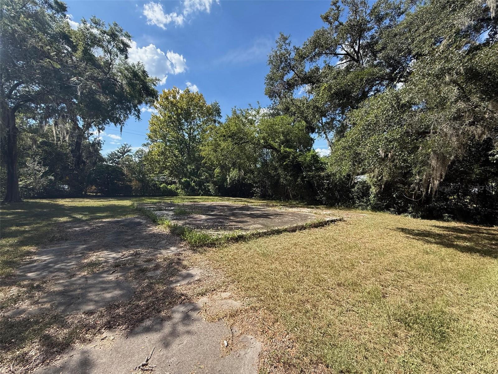 Image 5 of 6 For 1904 36th Terrace