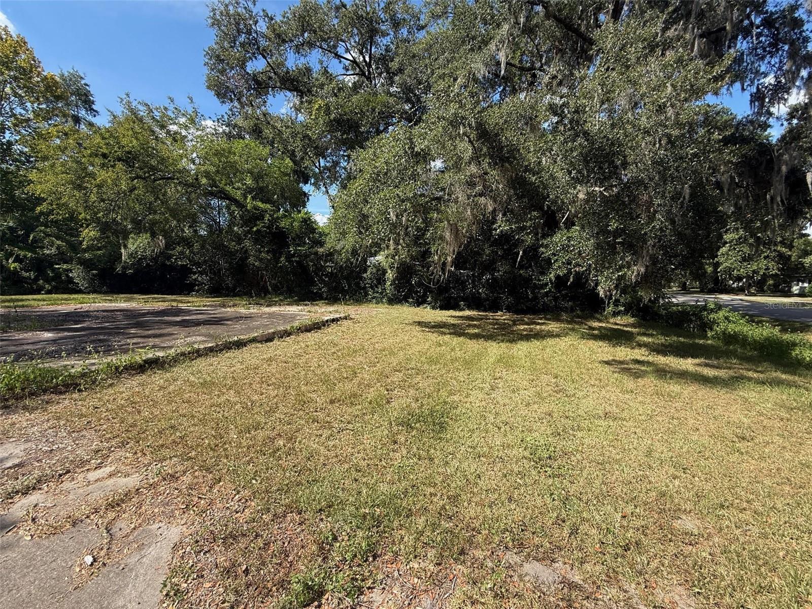 Image 6 of 6 For 1904 36th Terrace
