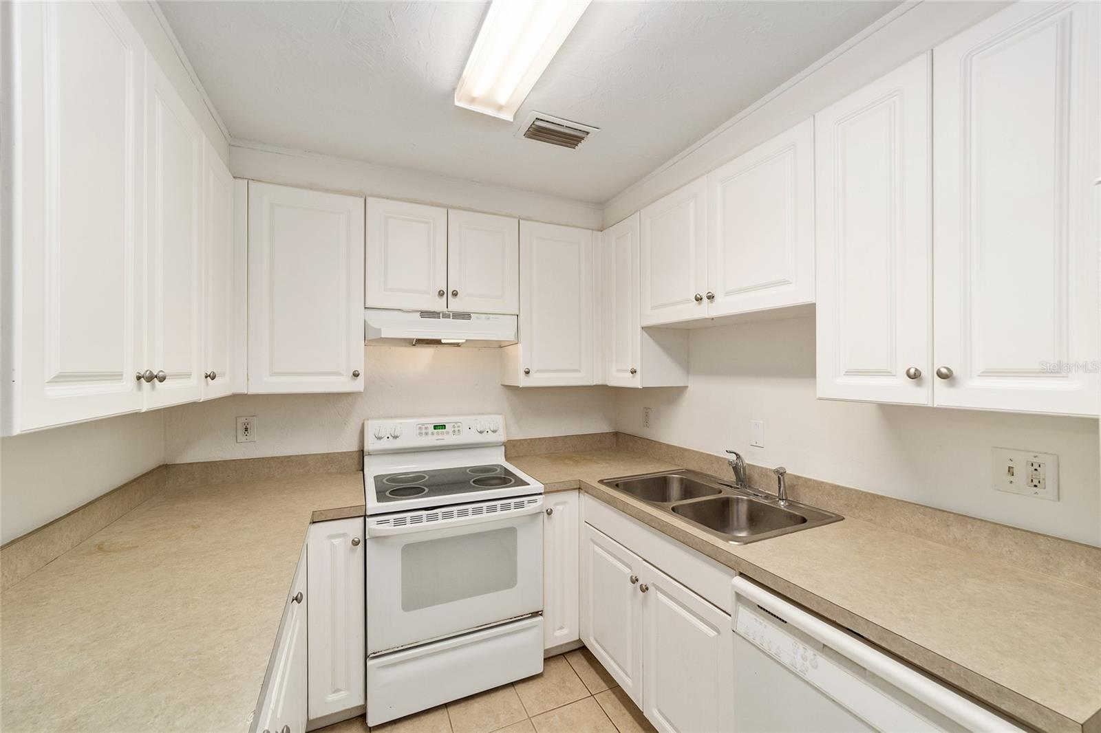 Image 15 of 37 For 501 75th Street H6