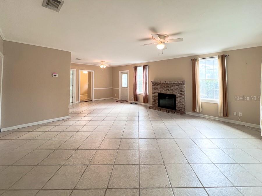 Image 4 of 25 For 1033 22nd Avenue