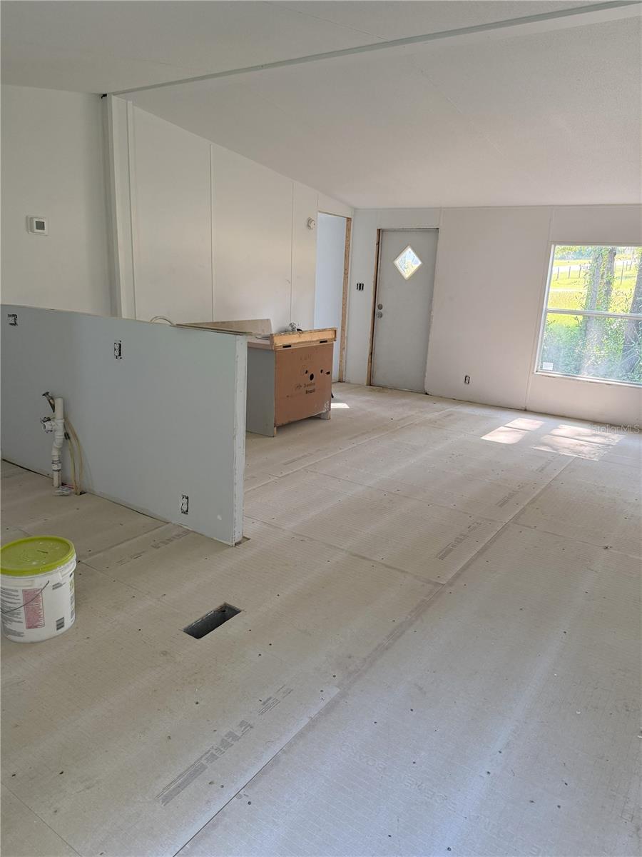 Image 9 of 17 For 10851 110th Lane