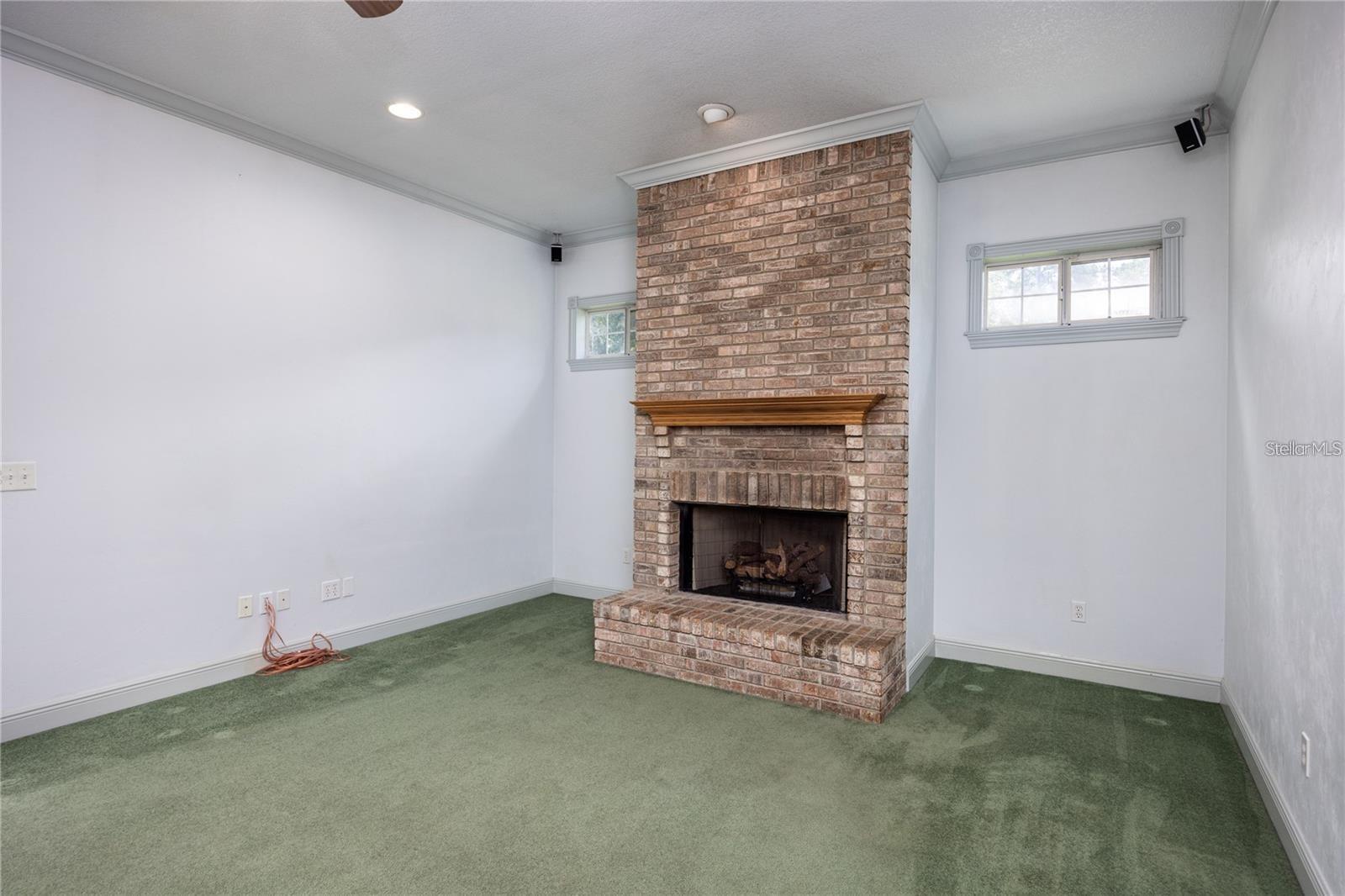 Image 18 of 83 For 21015 115th Place