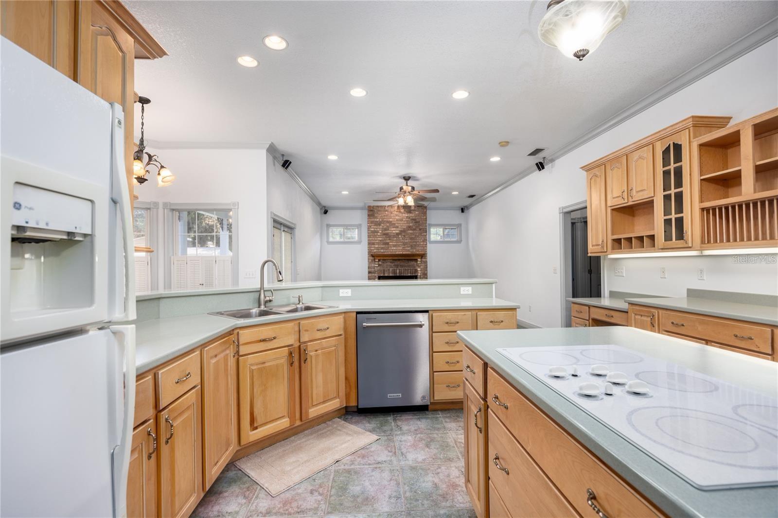 Image 9 of 83 For 21015 115th Place