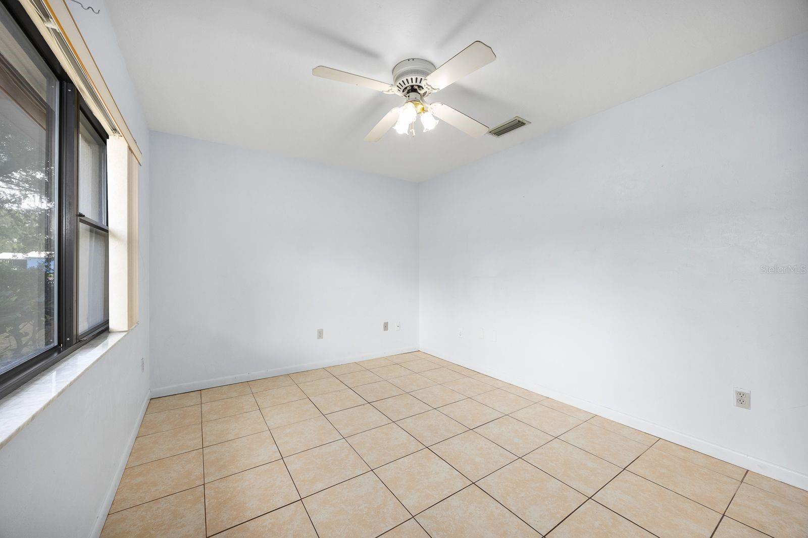 Image 24 of 39 For 4617 1st Avenue