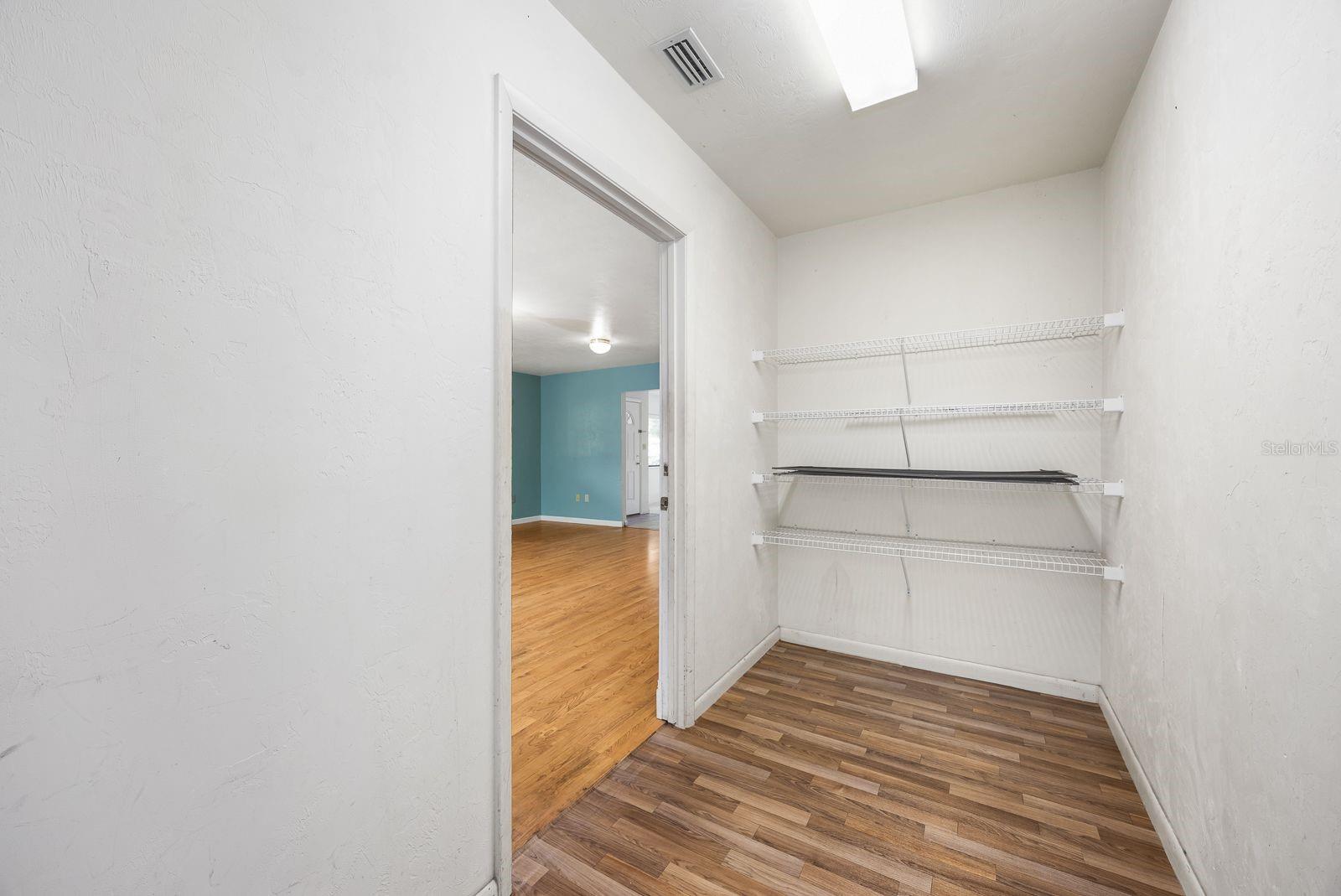 Image 31 of 39 For 4617 1st Avenue