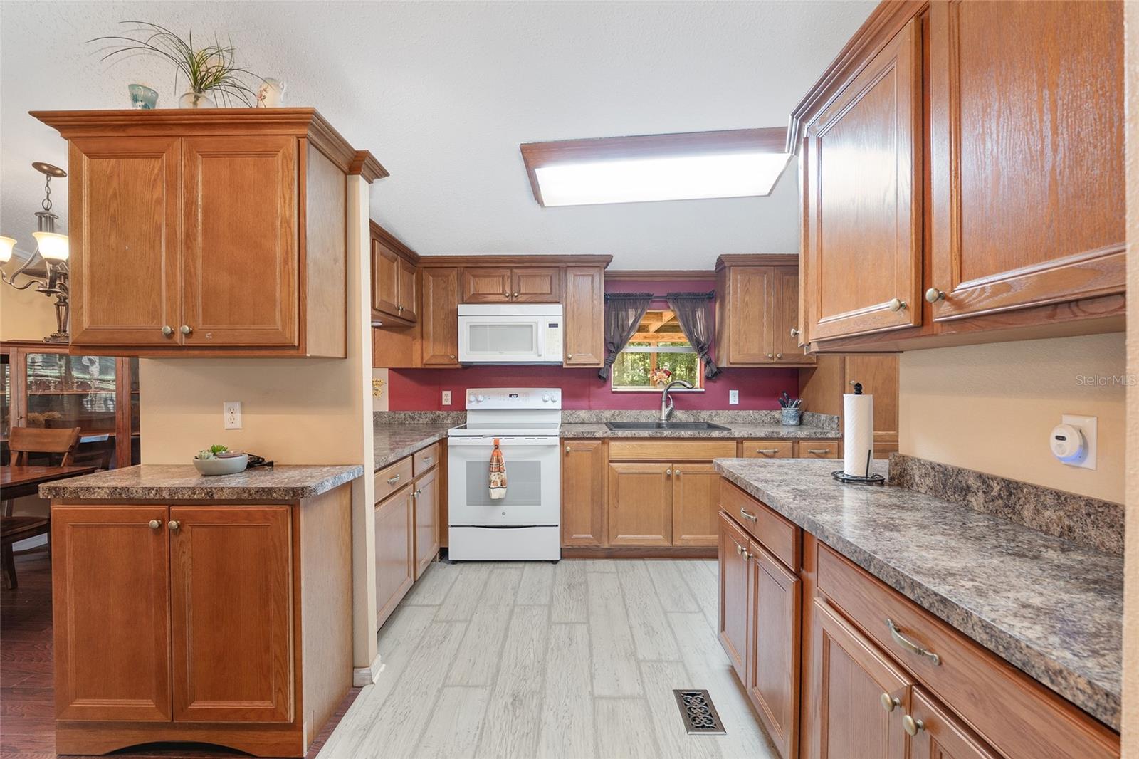 Image 21 of 97 For 23109 227th Drive