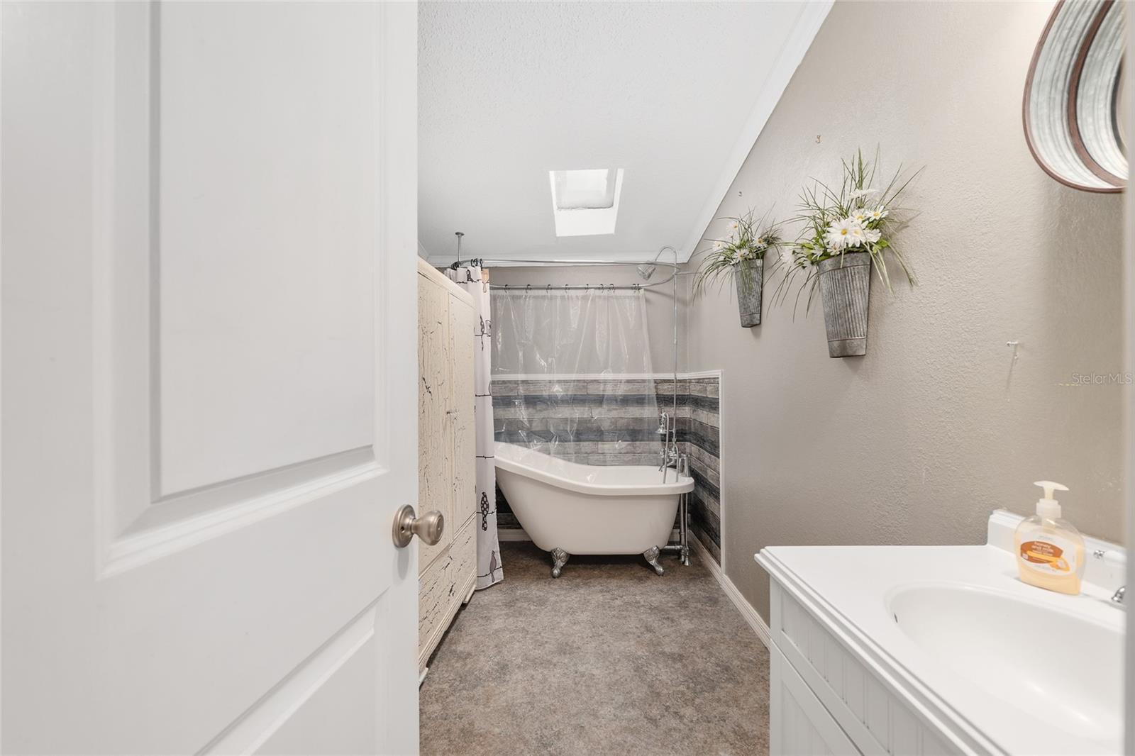 Image 31 of 97 For 23109 227th Drive