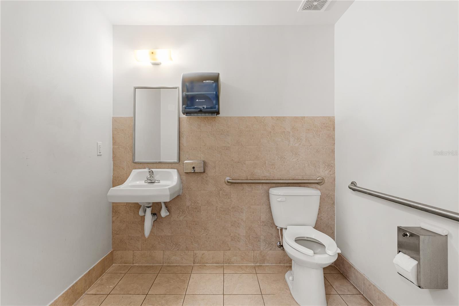 Image 23 of 27 For 6515 16th Street