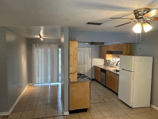 Image 3 of 9 For 6124 11th Place A