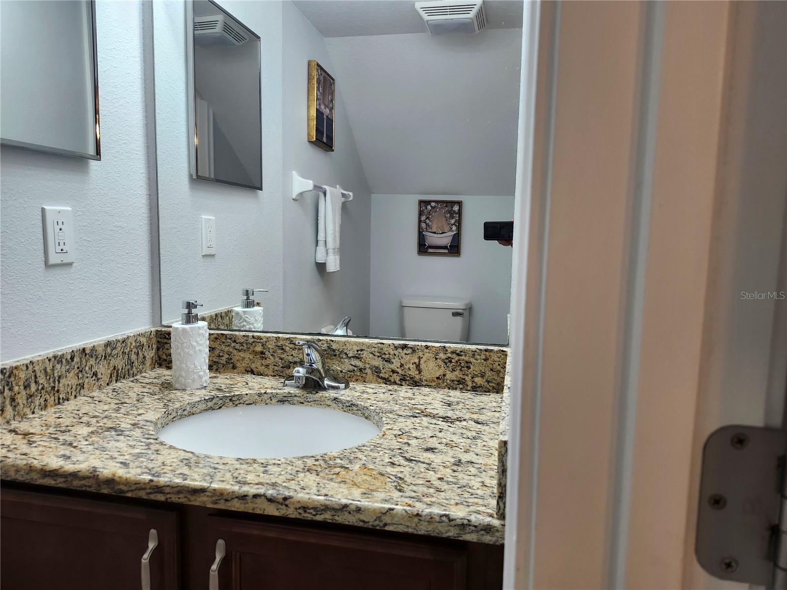 Image 14 of 20 For 4663 48th Dr  137