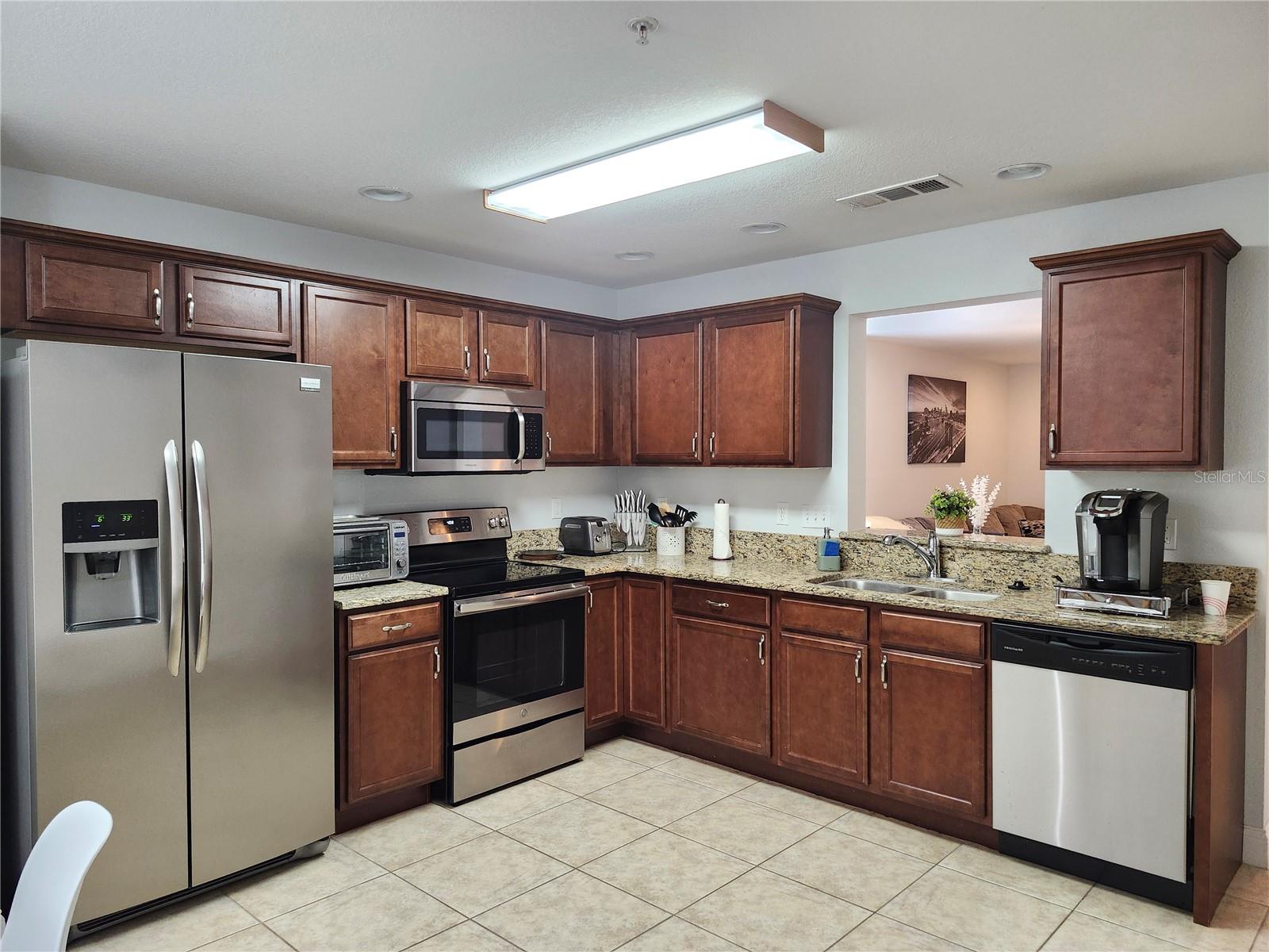 Image 7 of 20 For 4663 48th Dr  137
