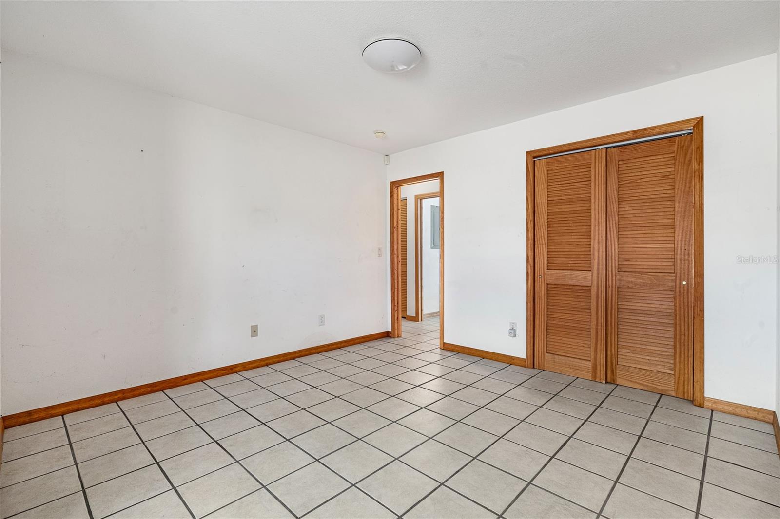 Image 16 of 42 For 923 County Road 315